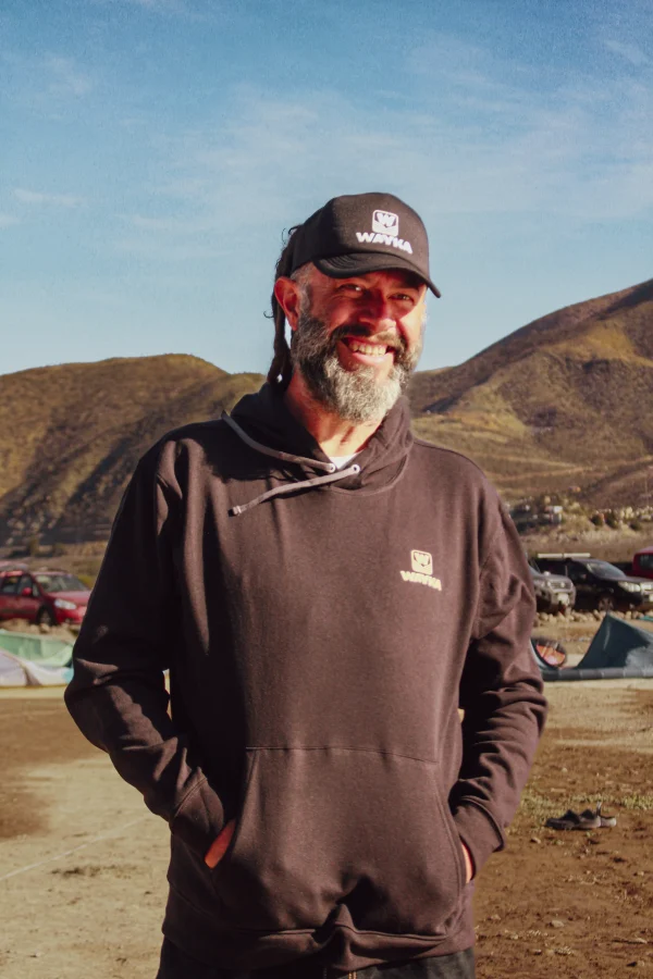 Polerón sin cierre negro Wayka